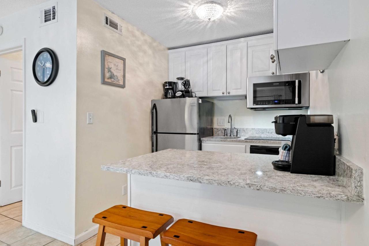 Walk To Beach Resort Condo In Hilton Head! Hilton Head Island Bagian luar foto