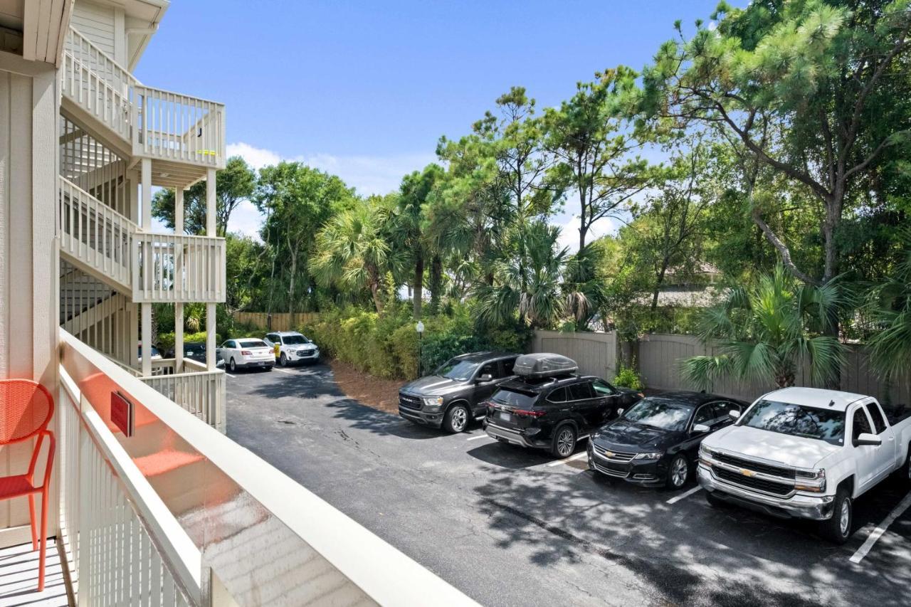 Walk To Beach Resort Condo In Hilton Head! Hilton Head Island Bagian luar foto