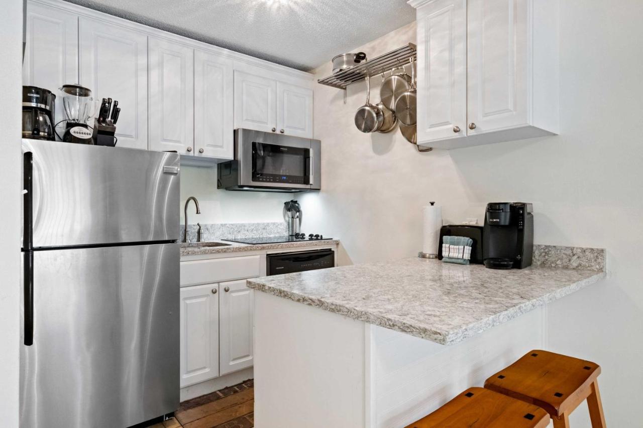 Walk To Beach Resort Condo In Hilton Head! Hilton Head Island Bagian luar foto