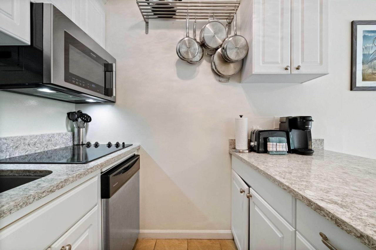 Walk To Beach Resort Condo In Hilton Head! Hilton Head Island Bagian luar foto